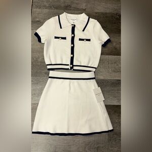 Willow & Wind 2 Pc Skirt Set Small Cream Navy Preppy Gold Buttons- NWT